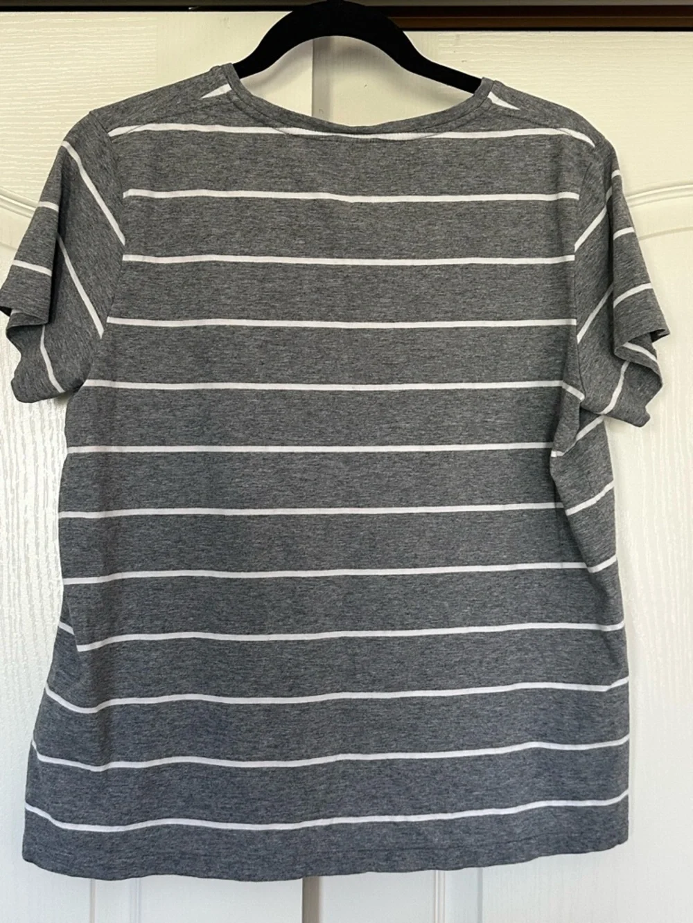 Polo by Ralph Lauren Gray and White Striped V-Neck Tee - Picture 3 of 3